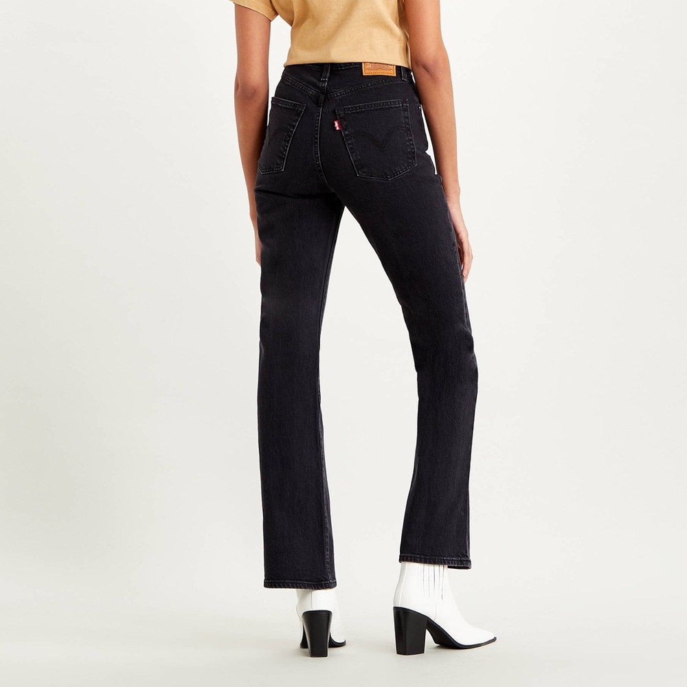 Levi’s black ribcage bootcut jeans 🖤❤️‍🔥